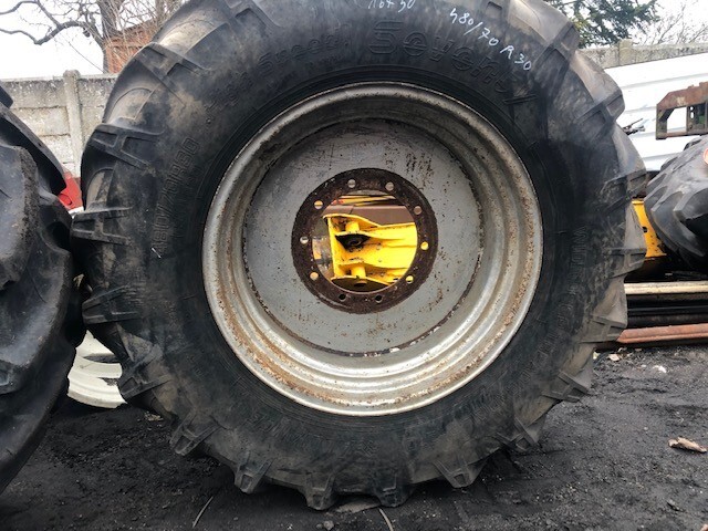 JCB Fastrack Koła 480/70 R30 , Felga 16x30 - Ráfek pro Zemědělská technika: obrázek 3 JCB Fastrack Koła 480/70 R30 , Felga 16x30 - Ráfek pro Zemědělská technika: obrázek 3