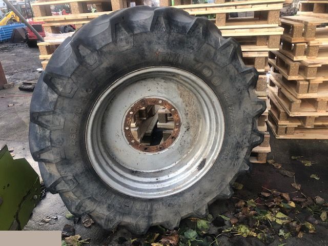JCB Fastrack - Koła 480/70 R30 - Kompletní kolo pro Zemědělská technika: obrázek 4 JCB Fastrack - Koła 480/70 R30 - Kompletní kolo pro Zemědělská technika: obrázek 4