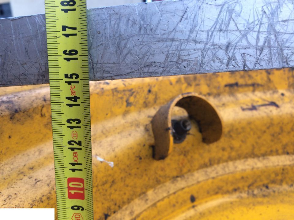 JCB Felga 13x20 - Ráfek pro Zemědělská technika: obrázek 5 JCB Felga 13x20 - Ráfek pro Zemědělská technika: obrázek 5
