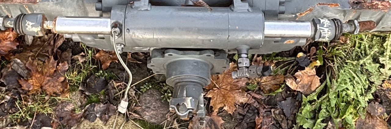 Claas Scorpion 635 Cylinder Drążek Kierowniczy 0019215150 0019215781 - Jiná technika: obrázek 1 Claas Scorpion 635 Cylinder Drążek Kierowniczy 0019215150 0019215781 - Jiná technika: obrázek 1