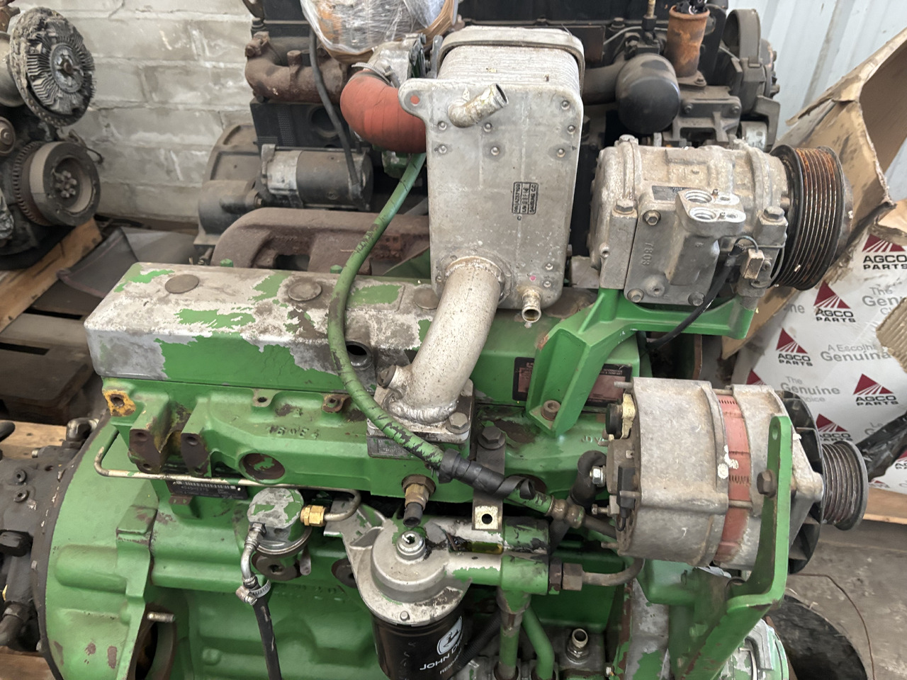 John Deere 3200, 3220, 3400 Silnik Słupek Blok Koło Zamachowe Kolektor Wał Wałek 4045HZ275 - Setrvačník pro Zemědělská technika: obrázek 3 John Deere 3200, 3220, 3400 Silnik Słupek Blok Koło Zamachowe Kolektor Wał Wałek 4045HZ275 - Setrvačník pro Zemědělská technika: obrázek 3