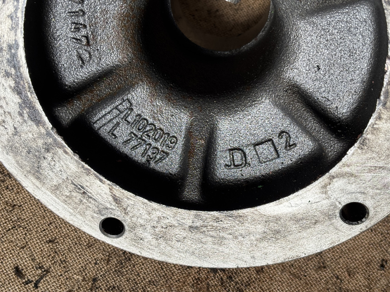 John Deere 6010 6110 6210 Pokrywa Łożyska Pierścień Łożysko L102019 AL112560 AL156506 - Ložisko motoru pro Zemědělská technika: obrázek 4 John Deere 6010 6110 6210 Pokrywa Łożyska Pierścień Łożysko L102019 AL112560 AL156506 - Ložisko motoru pro Zemědělská technika: obrázek 4