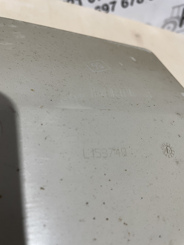 John Deere 6920S - schowek L153749 - Kabina a interiér pro Zemědělská technika: obrázek 4 John Deere 6920S - schowek L153749 - Kabina a interiér pro Zemědělská technika: obrázek 4