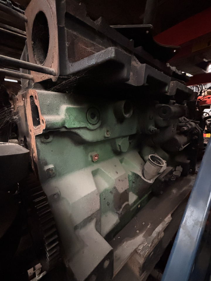 John Deere 7230 7280 8260 8310 9370 670 Silnik Blok Koło Zamachowe CZĘŚCI RE538143 R537181 - Setrvačník pro Zemědělská technika: obrázek 2 John Deere 7230 7280 8260 8310 9370 670 Silnik Blok Koło Zamachowe CZĘŚCI RE538143 R537181 - Setrvačník pro Zemědělská technika: obrázek 2