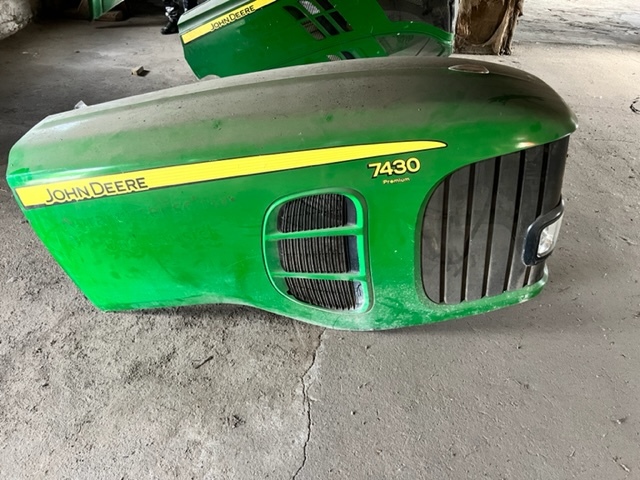 John Deere 7430 Pokrywa Maska silnika AL175336 - Kapota pro Traktor: obrázek 2 John Deere 7430 Pokrywa Maska silnika AL175336 - Kapota pro Traktor: obrázek 2