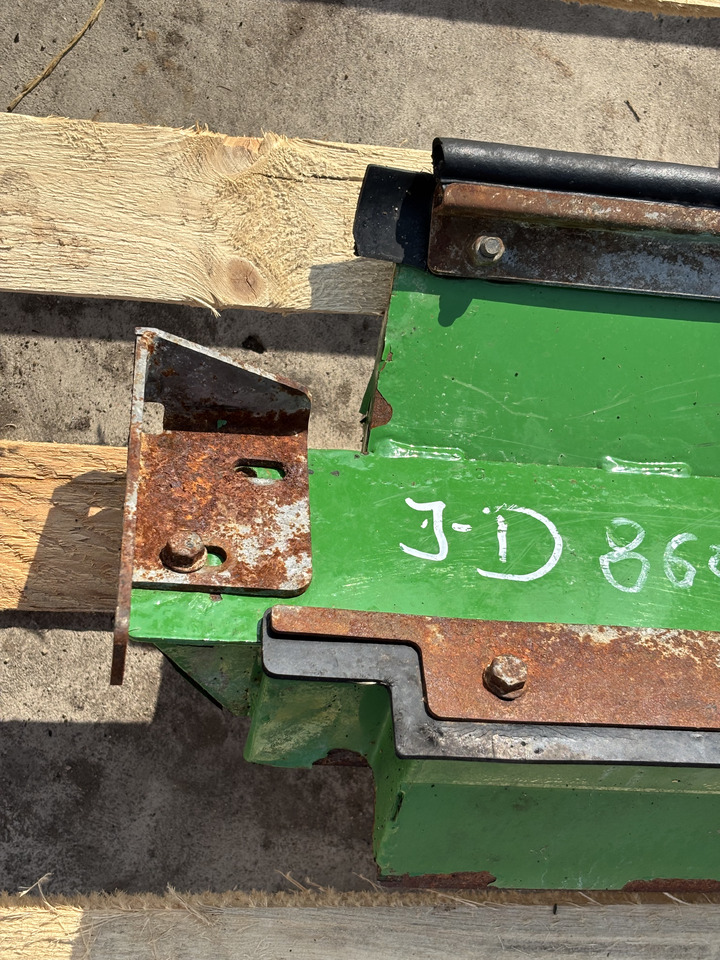 John Deere 8600 Kaptur Osłona Maska AXE46452 - Kapota pro Zemědělská technika: obrázek 3 John Deere 8600 Kaptur Osłona Maska AXE46452 - Kapota pro Zemědělská technika: obrázek 3