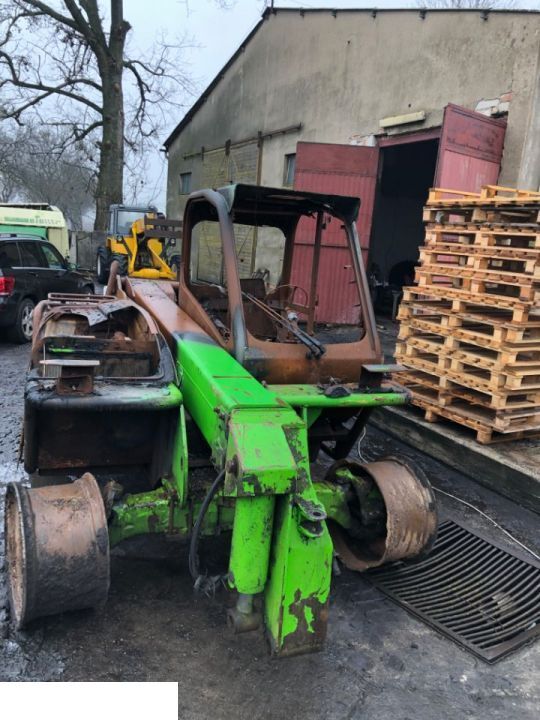 Ładowarka Merlo P34.7 PLUS 2005 rok - CZĘŚCI MOST PRZEDNI zwolnice atak - Transmise pro Zemědělská technika: obrázek 1 Ładowarka Merlo P34.7 PLUS 2005 rok - CZĘŚCI MOST PRZEDNI zwolnice atak - Transmise pro Zemědělská technika: obrázek 1