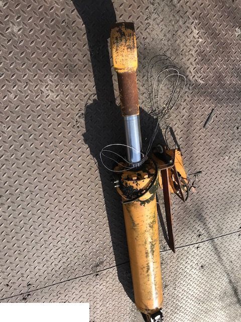 Liebherr 554 - Siłownik Wychyłu Łyźki - Hydraulický válec pro Stavební technika: obrázek 1 Liebherr 554 - Siłownik Wychyłu Łyźki - Hydraulický válec pro Stavební technika: obrázek 1