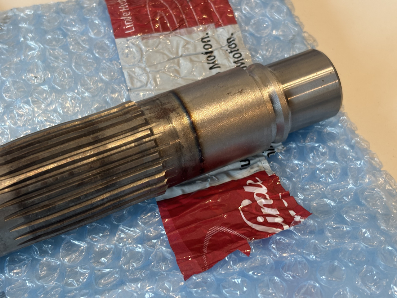 Linde HMV105 HMF105 Wał napędowy SKS 2943230105 2343230110 Oryginał - Poloosa pro Manipulační technika: obrázek 2 Linde HMV105 HMF105 Wał napędowy SKS 2943230105 2343230110 Oryginał - Poloosa pro Manipulační technika: obrázek 2