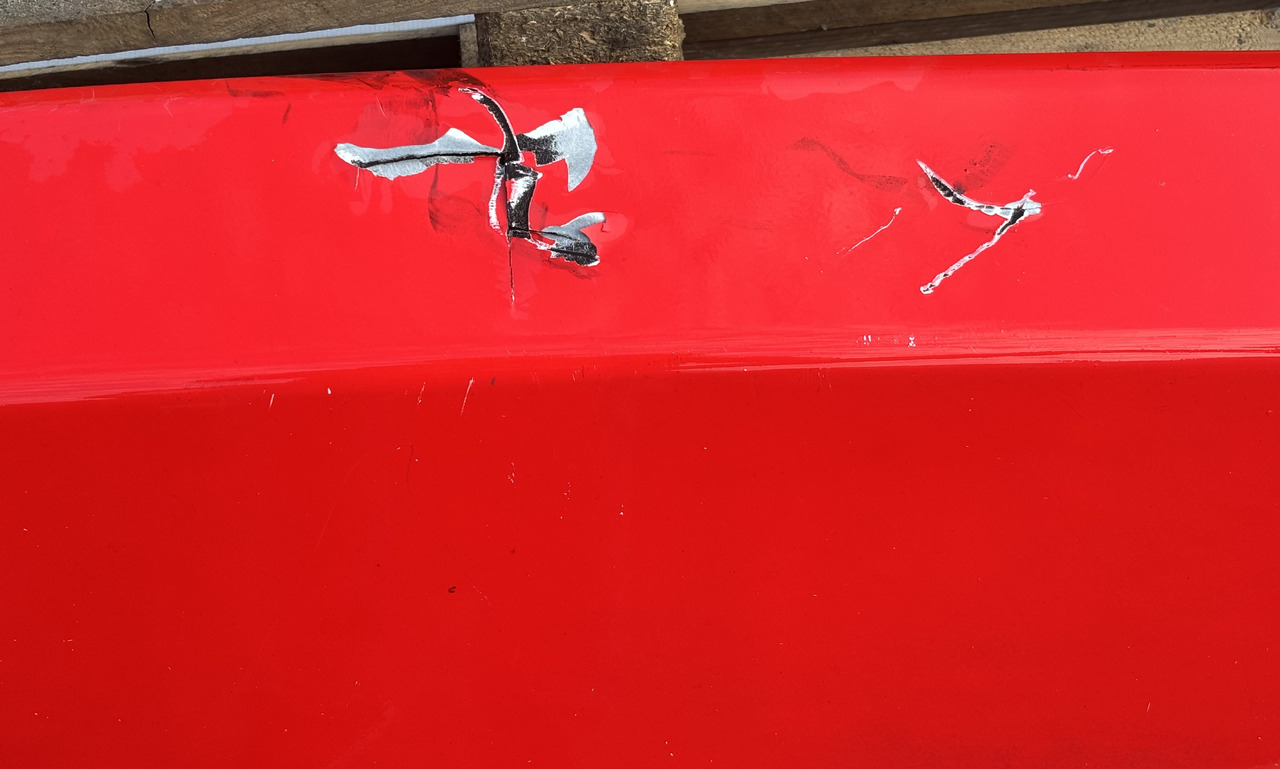 Massey Ferguson 5613 Maska - Karoserie a exteriér pro Zemědělská technika: obrázek 2 Massey Ferguson 5613 Maska - Karoserie a exteriér pro Zemědělská technika: obrázek 2