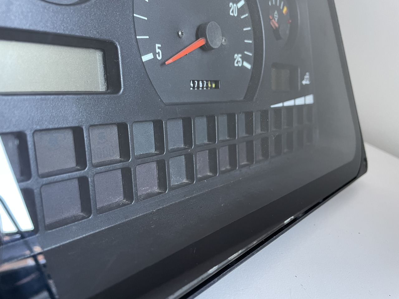 Massey Fergusson 6100 8100 - licznik zegary 3712846M95 - Palubní deska pro Traktor: obrázek 2 Massey Fergusson 6100 8100 - licznik zegary 3712846M95 - Palubní deska pro Traktor: obrázek 2