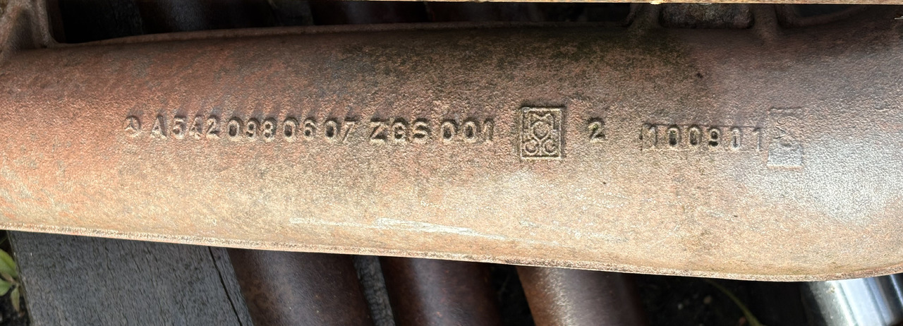 Mercedes A5420980607 5420980607 Kolektor - Výfukový svod pro Nákladní auto: obrázek 2 Mercedes A5420980607 5420980607 Kolektor - Výfukový svod pro Nákladní auto: obrázek 2