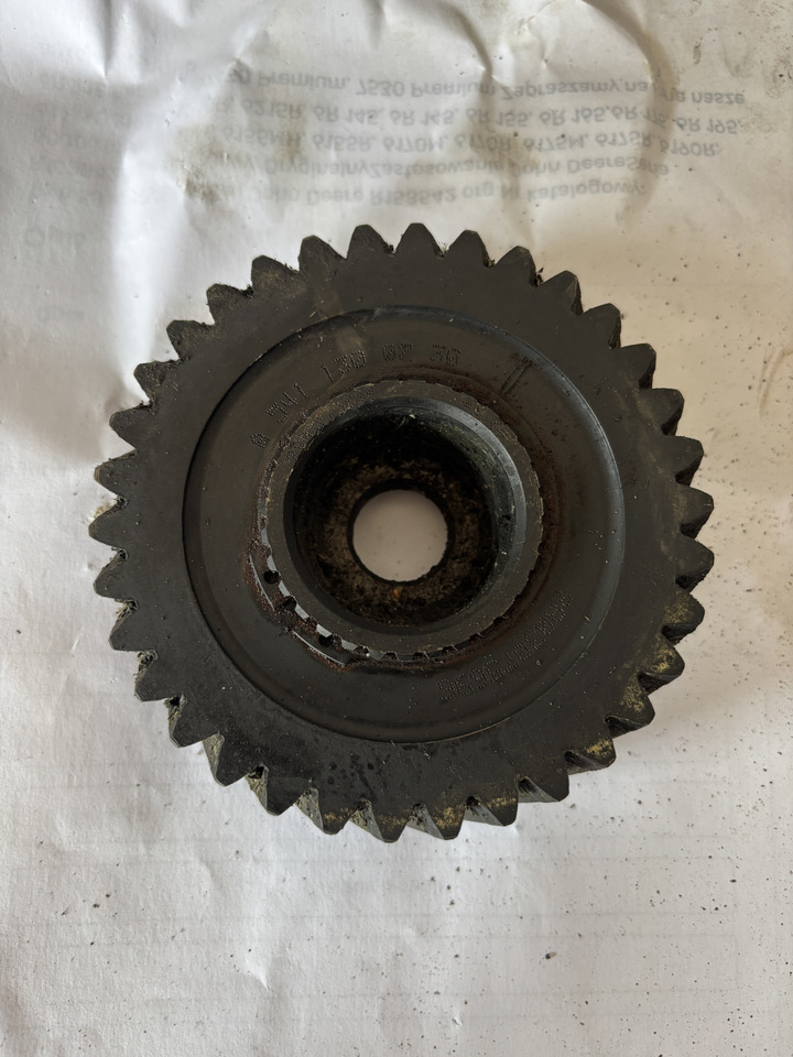 Mercedes OM541 OM542 OM441 OM442 - koło zębate sprężarki powietrza 5411300230, 5411300630 - Kompresor klimatizace: obrázek 1 Mercedes OM541 OM542 OM441 OM442 - koło zębate sprężarki powietrza 5411300230, 5411300630 - Kompresor klimatizace: obrázek 1