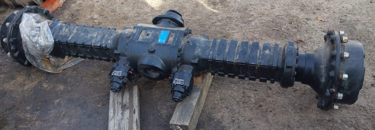 NAF BST 01/0 02 Oś Sztywna Kompletna Ponsse Komatsu NOWA - Náprava a díly pro Lesní technika: obrázek 1 NAF BST 01/0 02 Oś Sztywna Kompletna Ponsse Komatsu NOWA - Náprava a díly pro Lesní technika: obrázek 1