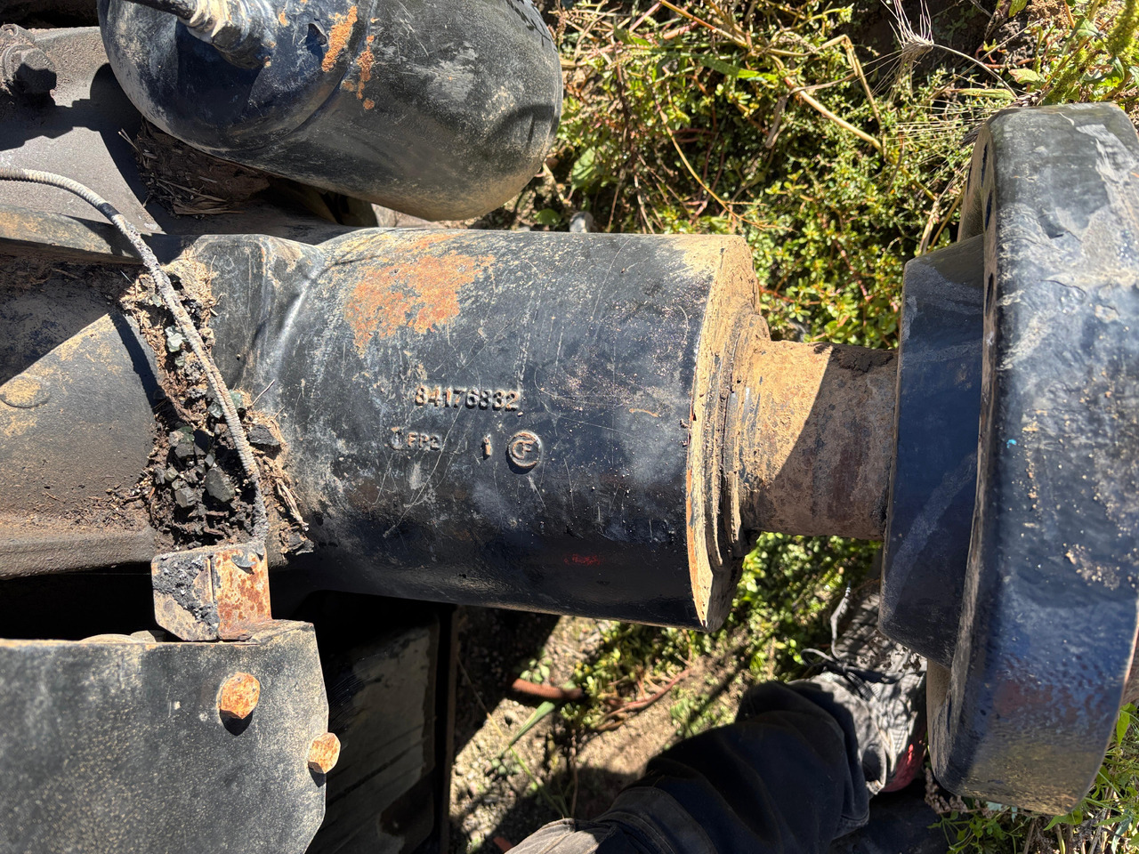 NEW HOLLAND T8.390 Zwrotnica Lewa Tył Obudowa Mechanizm Różnicowy 84176832 - Těhlice pro Zemědělská technika: obrázek 1 NEW HOLLAND T8.390 Zwrotnica Lewa Tył Obudowa Mechanizm Różnicowy 84176832 - Těhlice pro Zemědělská technika: obrázek 1