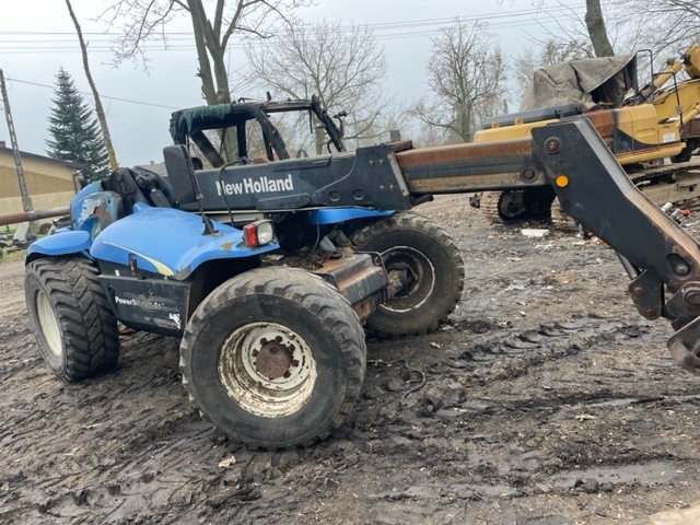 New holland LM410 - LM420 - LM435 - Teleskopický manipulátor: obrázek 1 New holland LM410 - LM420 - LM435 - Teleskopický manipulátor: obrázek 1