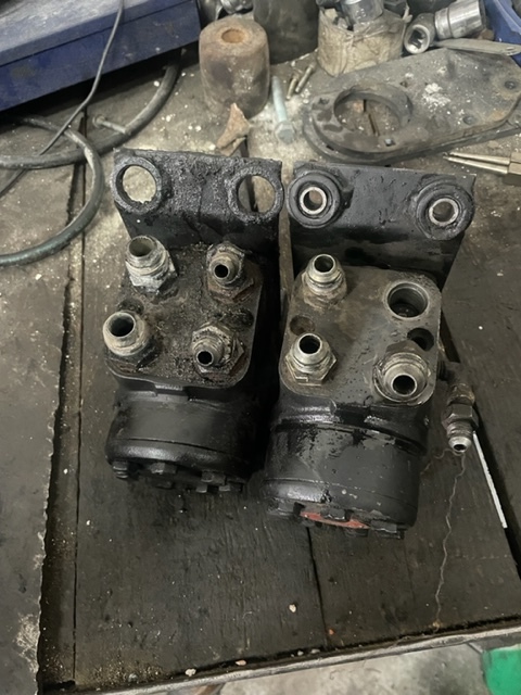 Orbitrol Massey Ferguson - Ovládání volantem pro Nákladní auto: obrázek 1 Orbitrol Massey Ferguson - Ovládání volantem pro Nákladní auto: obrázek 1