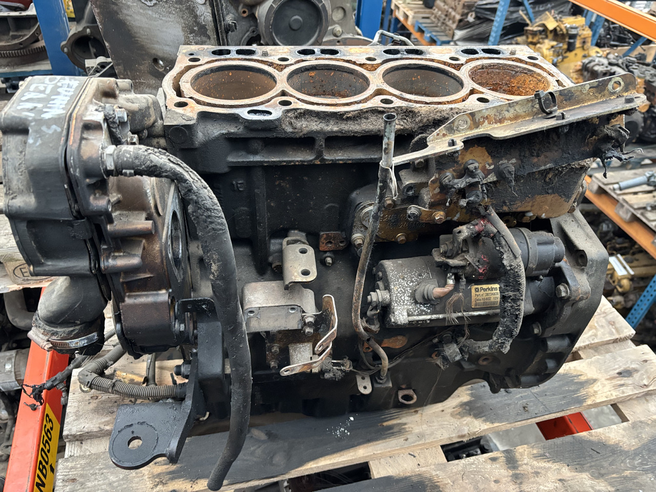 Perkins 1104D-E44T Silnik Blok Miska Olejowa Wał CZĘŚCI - Motor a díly pro Stavební technika: obrázek 1 Perkins 1104D-E44T Silnik Blok Miska Olejowa Wał CZĘŚCI - Motor a díly pro Stavební technika: obrázek 1