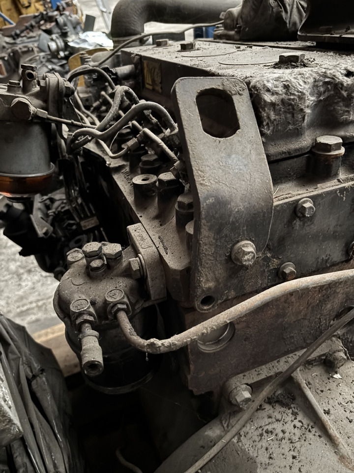 Perkins 1548/2300 Silnik Blok Kolektor Koło Pasowe Wał CZĘŚCI - Motor a díly pro Stavební technika: obrázek 1 Perkins 1548/2300 Silnik Blok Kolektor Koło Pasowe Wał CZĘŚCI - Motor a díly pro Stavební technika: obrázek 1