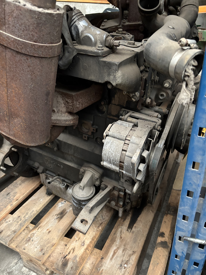 Perkins 1548/2300 Silnik Blok Kolektor Koło Pasowe Wał CZĘŚCI - Motor a díly pro Stavební technika: obrázek 5 Perkins 1548/2300 Silnik Blok Kolektor Koło Pasowe Wał CZĘŚCI - Motor a díly pro Stavební technika: obrázek 5