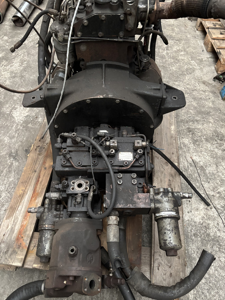 Perkins 4.236 Silnik Kompletny Pompa Hydrauliczna 3777E01B - Hydraulické čerpadlo pro Zemědělská technika: obrázek 1 Perkins 4.236 Silnik Kompletny Pompa Hydrauliczna 3777E01B - Hydraulické čerpadlo pro Zemědělská technika: obrázek 1