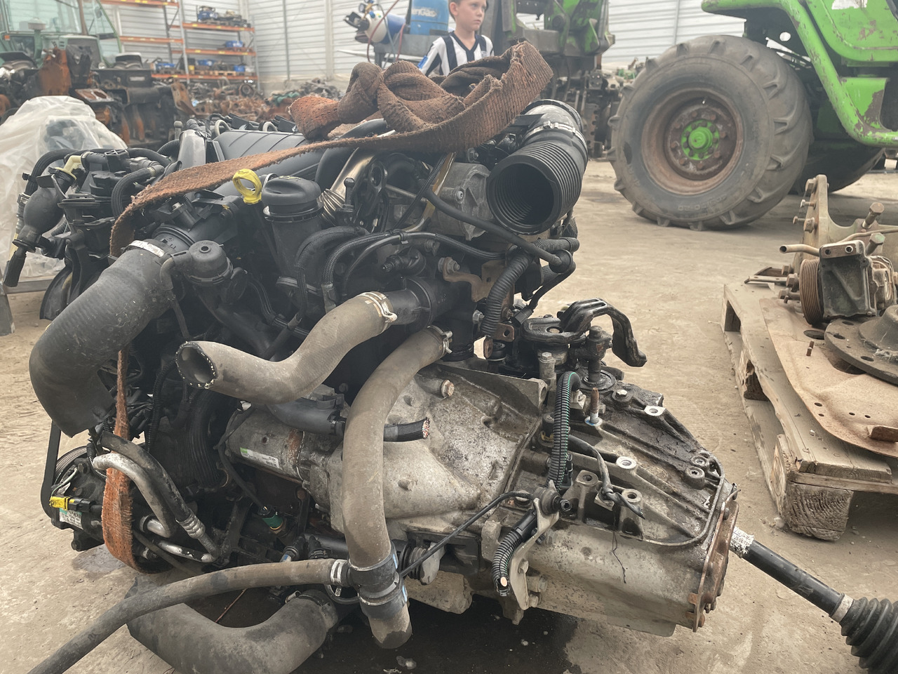 Peugeot Citroen silnik 2,0 HDI - kompletny ze skrzynią - Motor pro Osobní auto: obrázek 1 Peugeot Citroen silnik 2,0 HDI - kompletny ze skrzynią - Motor pro Osobní auto: obrázek 1