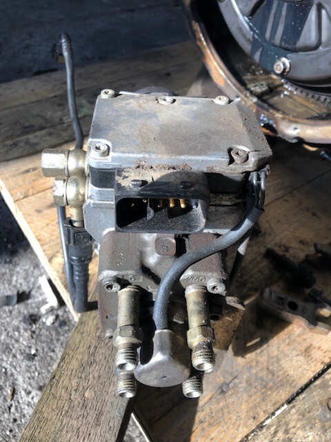 Pompa BOSCH: 0470004014 0986444516 PERKINS: 2644N204 - Palivové čerpadlo pro Zemědělská technika: obrázek 2 Pompa BOSCH: 0470004014 0986444516 PERKINS: 2644N204 - Palivové čerpadlo pro Zemědělská technika: obrázek 2