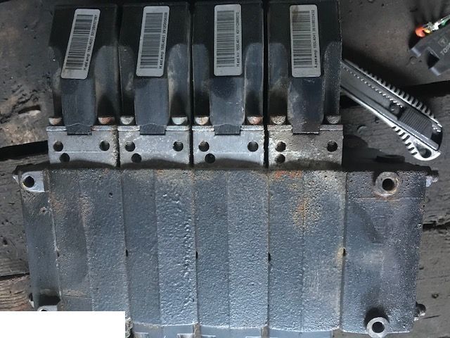 Sauer Danfoss - Rozdzielacz - Hydraulický ventil pro Zemědělská technika: obrázek 2 Sauer Danfoss - Rozdzielacz - Hydraulický ventil pro Zemědělská technika: obrázek 2