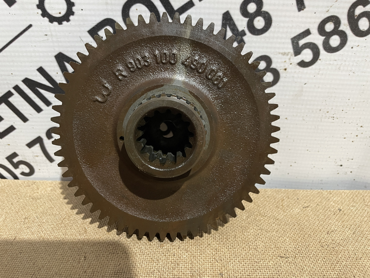 Valtra S354 Massey 8480 - skrzynia biegów - koło zębate walcowe 903100490061 - Převodovka pro Zemědělská technika: obrázek 1 Valtra S354 Massey 8480 - skrzynia biegów - koło zębate walcowe 903100490061 - Převodovka pro Zemědělská technika: obrázek 1