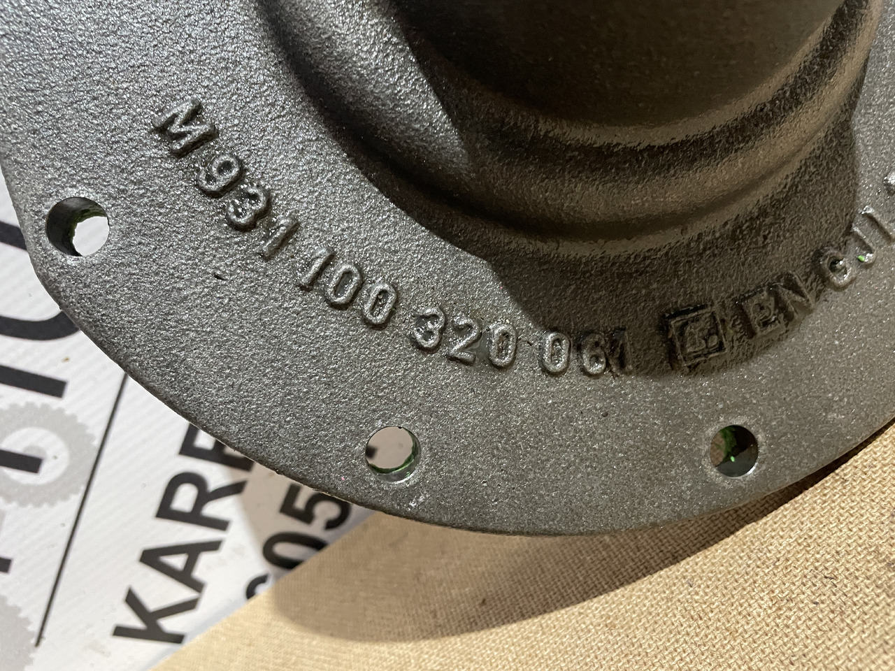 Valtra S354 Massey 8480 - skrzynia biegów - pokrywa łożyska 931100320061 - Převodovka pro Zemědělská technika: obrázek 2 Valtra S354 Massey 8480 - skrzynia biegów - pokrywa łożyska 931100320061 - Převodovka pro Zemědělská technika: obrázek 2