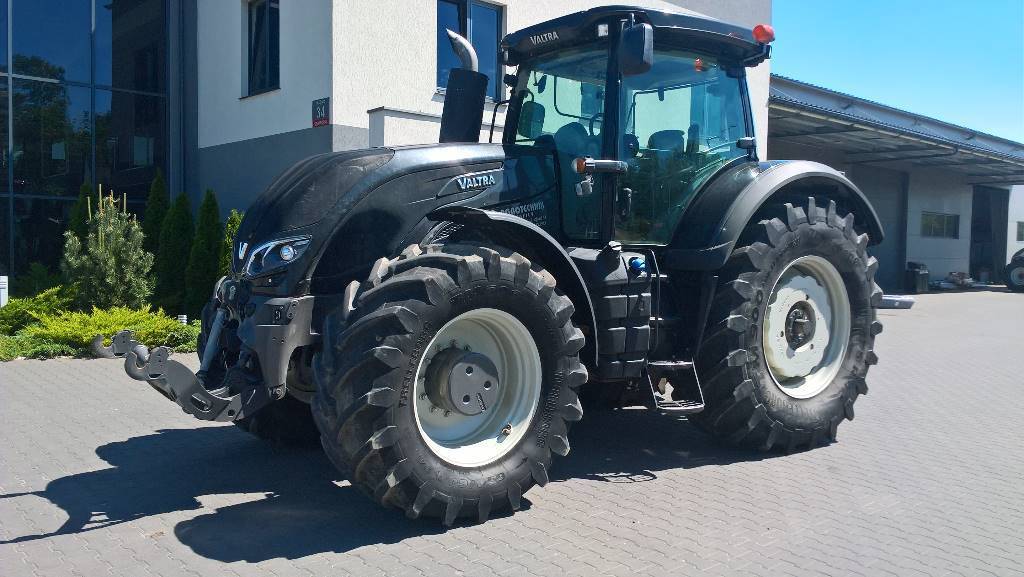Valtra s324 - Most Tylny - Zadní náprava pro Zemědělská technika: obrázek 1 Valtra s324 - Most Tylny - Zadní náprava pro Zemědělská technika: obrázek 1