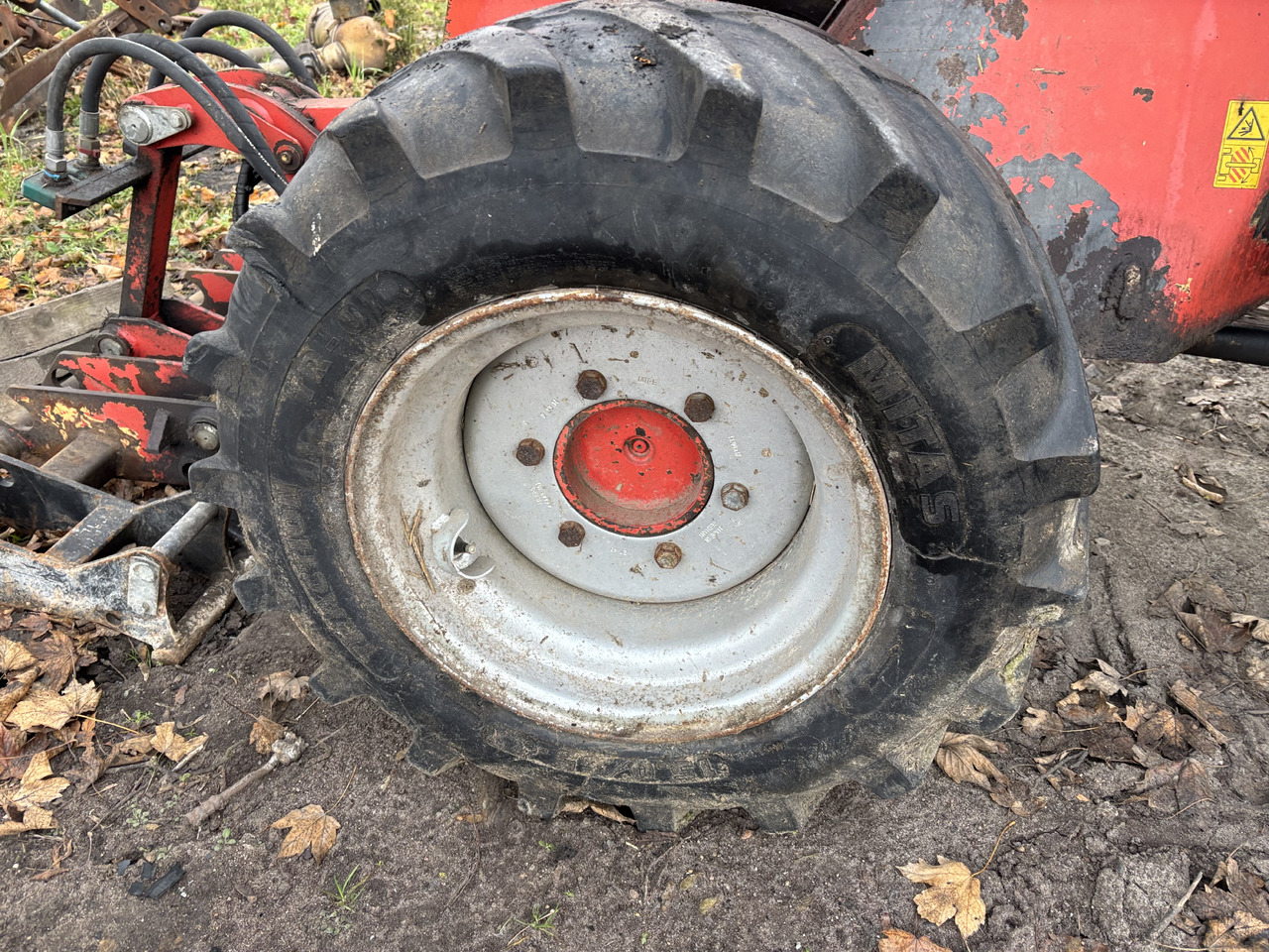 Weidemann 2006 2000rok Felga Opona Koło Przednia Tylna Przód Tył 13.00x17 CZĘŚCI - Ráfek pro Zemědělská technika: obrázek 3 Weidemann 2006 2000rok Felga Opona Koło Przednia Tylna Przód Tył 13.00x17 CZĘŚCI - Ráfek pro Zemědělská technika: obrázek 3