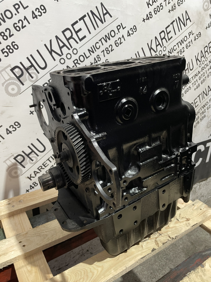 Yanmar 3TNV84 - silnik głowica + blok - Motor a díly pro Zemědělská technika: obrázek 3 Yanmar 3TNV84 - silnik głowica + blok - Motor a díly pro Zemědělská technika: obrázek 3