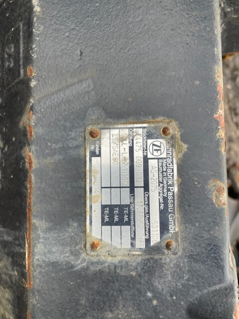 ZF AS-2075 - Deutz Fahr Agrotron - Siłownik Skrętu | Wkład Mostu - Náprava a díly pro Zemědělská technika: obrázek 1 ZF AS-2075 - Deutz Fahr Agrotron - Siłownik Skrętu | Wkład Mostu - Náprava a díly pro Zemědělská technika: obrázek 1