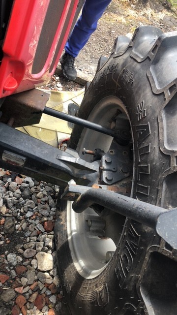 Zetor Forterra 124.41 przedni napęd kompletny - Náprava a díly pro Zemědělská technika: obrázek 1 Zetor Forterra 124.41 przedni napęd kompletny - Náprava a díly pro Zemědělská technika: obrázek 1