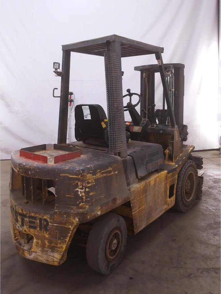 Hyster H3.00XL - Dieselový vysokozdvižný vozík: obrázek 3 Hyster H3.00XL - Dieselový vysokozdvižný vozík: obrázek 3