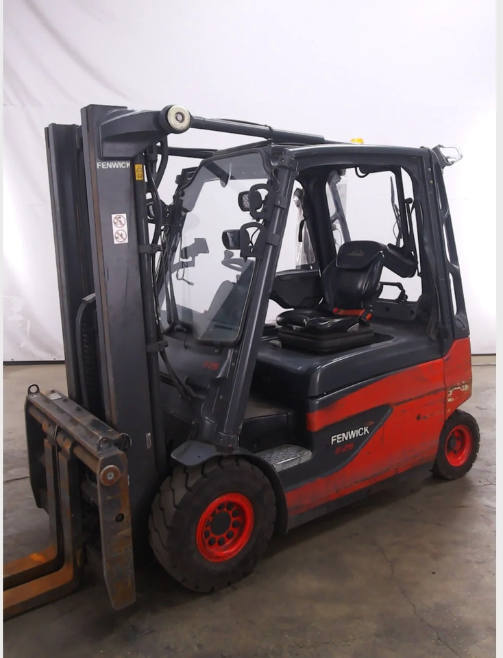 Linde E25L-01 - Elektrický vysokozdvižný vozík: obrázek 1 Linde E25L-01 - Elektrický vysokozdvižný vozík: obrázek 1