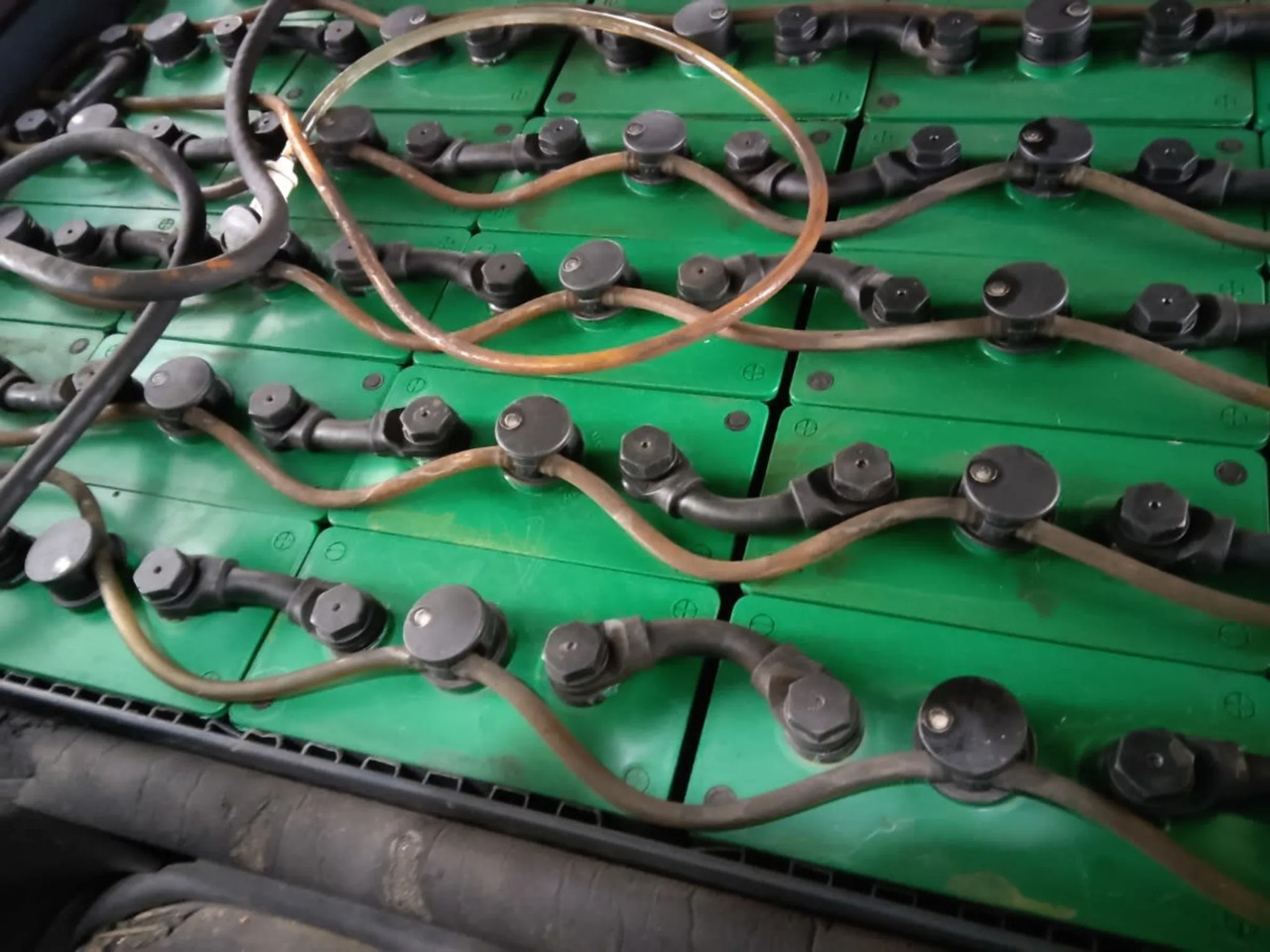 Linde E25L-01 - Elektrický vysokozdvižný vozík: obrázek 5 Linde E25L-01 - Elektrický vysokozdvižný vozík: obrázek 5