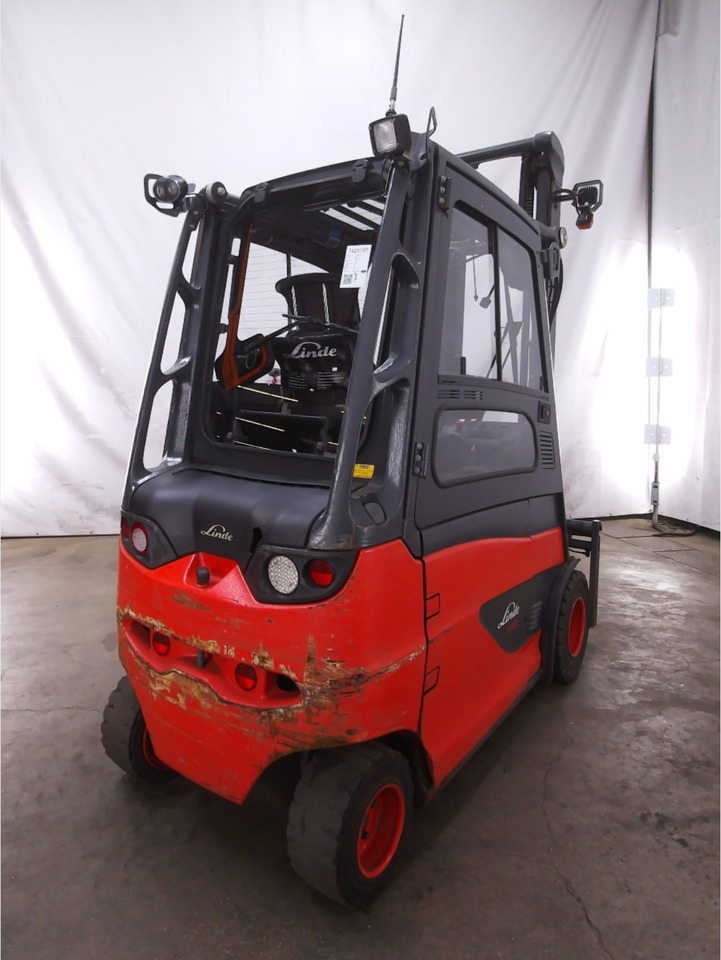 Linde E30HL-01/600 - Elektrický vysokozdvižný vozík: obrázek 3 Linde E30HL-01/600 - Elektrický vysokozdvižný vozík: obrázek 3