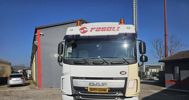 DAF XF-460 EURO 6 impianto idraulico - Tahač: obrázek 3 DAF XF-460 EURO 6 impianto idraulico - Tahač: obrázek 3