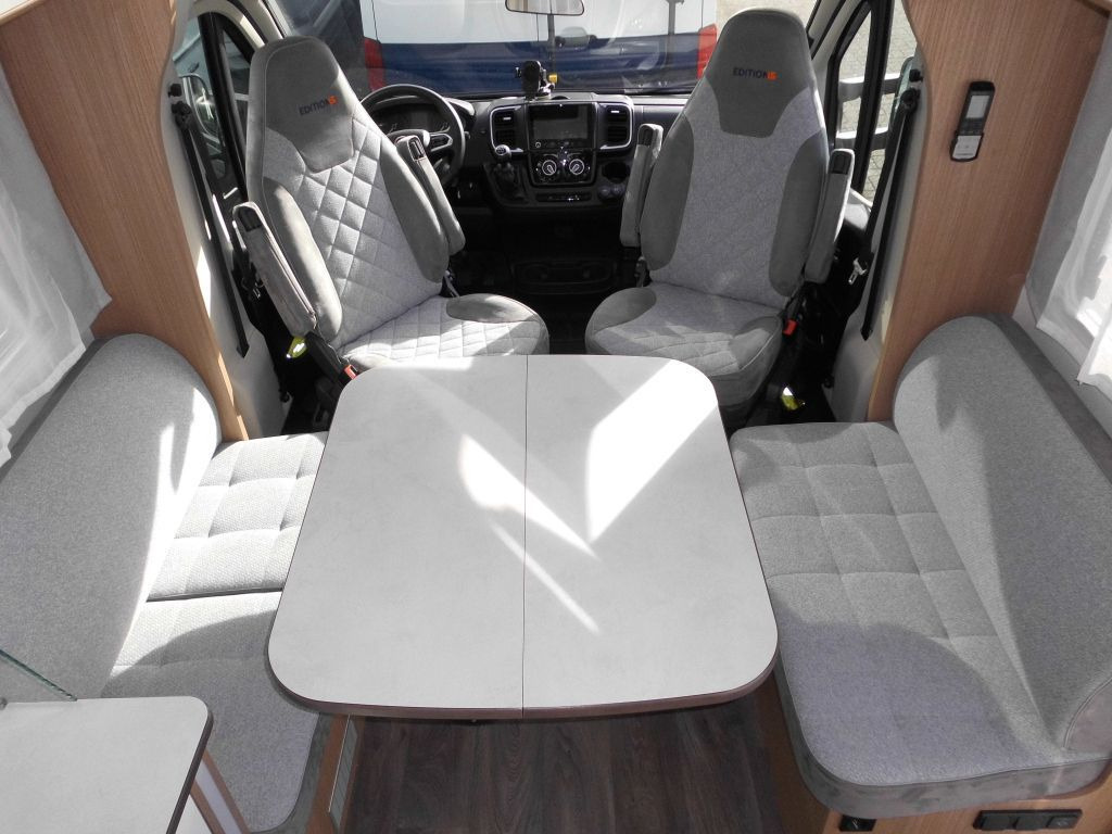 Carado T 459 Edition15 Solar, WR, RFK, SAT/TV uvm.+++ - Polointegrovaný obytný vůz: obrázek 5 Carado T 459 Edition15 Solar, WR, RFK, SAT/TV uvm.+++ - Polointegrovaný obytný vůz: obrázek 5