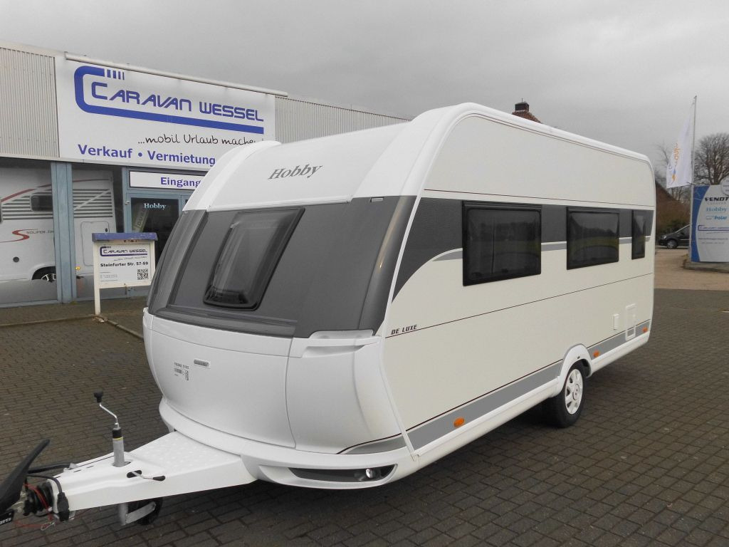 Hobby De Luxe 460 SFf 2025 AUTARK FBH 1500kg. +++ Hobby De Luxe 460 SFf mit Extras, Lagerabverkauf - Karavan: obrázek 4 Hobby De Luxe 460 SFf 2025 AUTARK FBH 1500kg. +++ Hobby De Luxe 460 SFf mit Extras, Lagerabverkauf - Karavan: obrázek 4