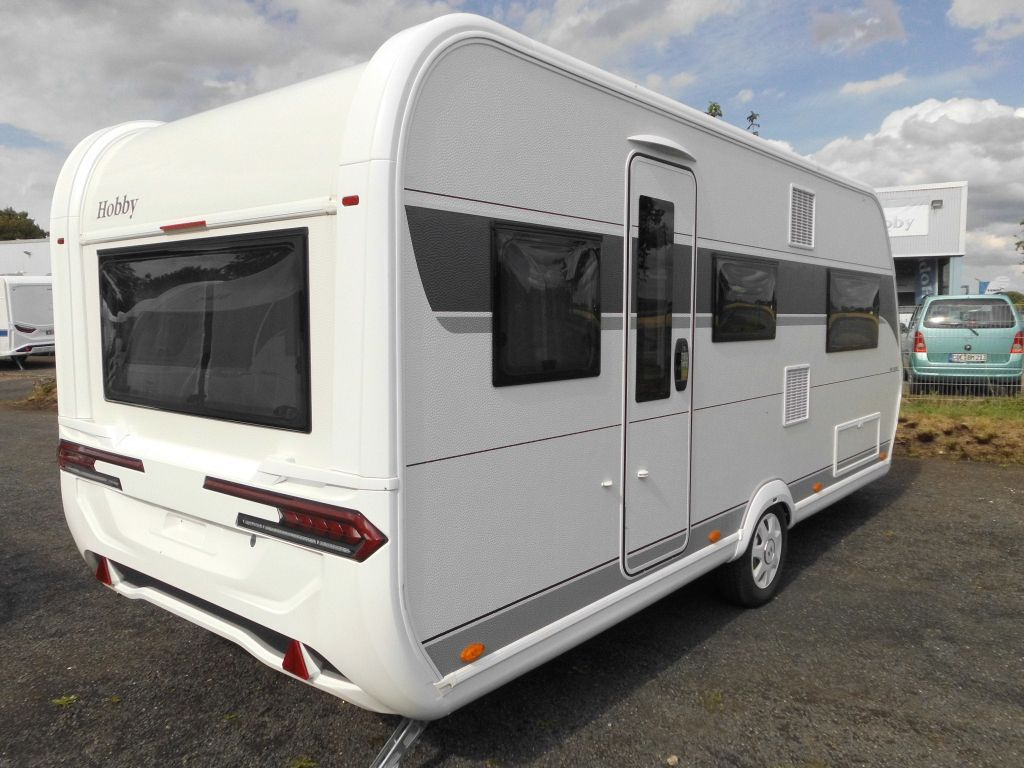 Hobby De Luxe 495 UL 2026 AUTARK 1800kg. Ambiente++ - Karavan: obrázek 3 Hobby De Luxe 495 UL 2026 AUTARK 1800kg. Ambiente++ - Karavan: obrázek 3