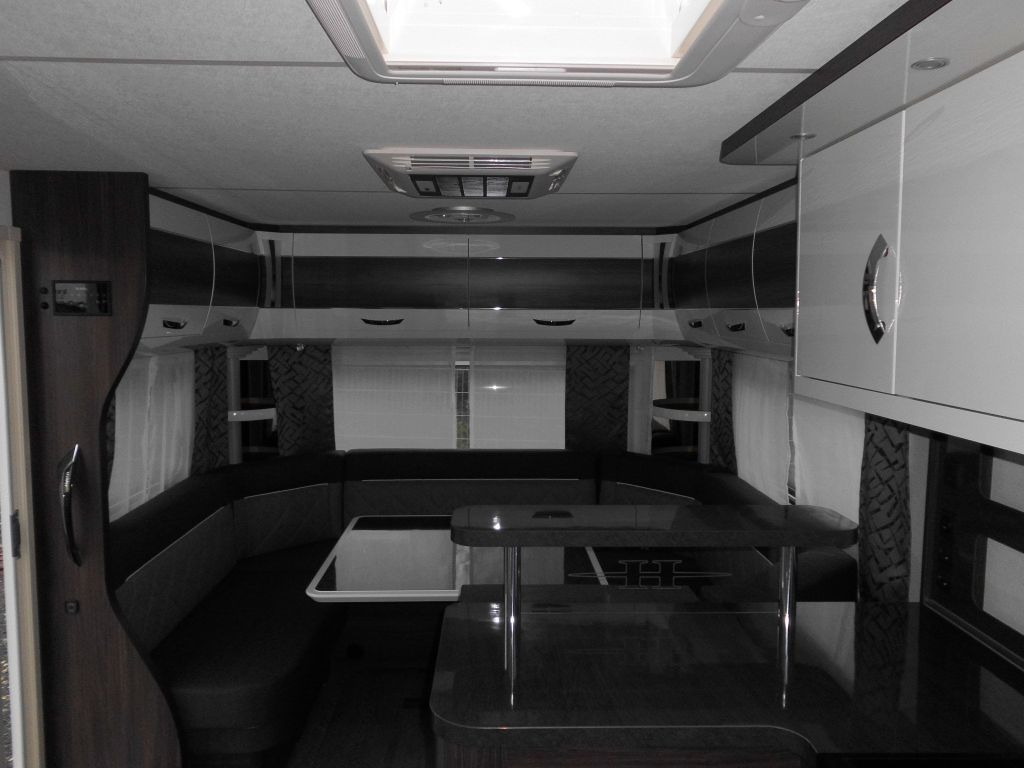 Karavan Hobby Prestige 620 CL 2024 BACKOFEN KLIMA 2200KG: obrázek 11