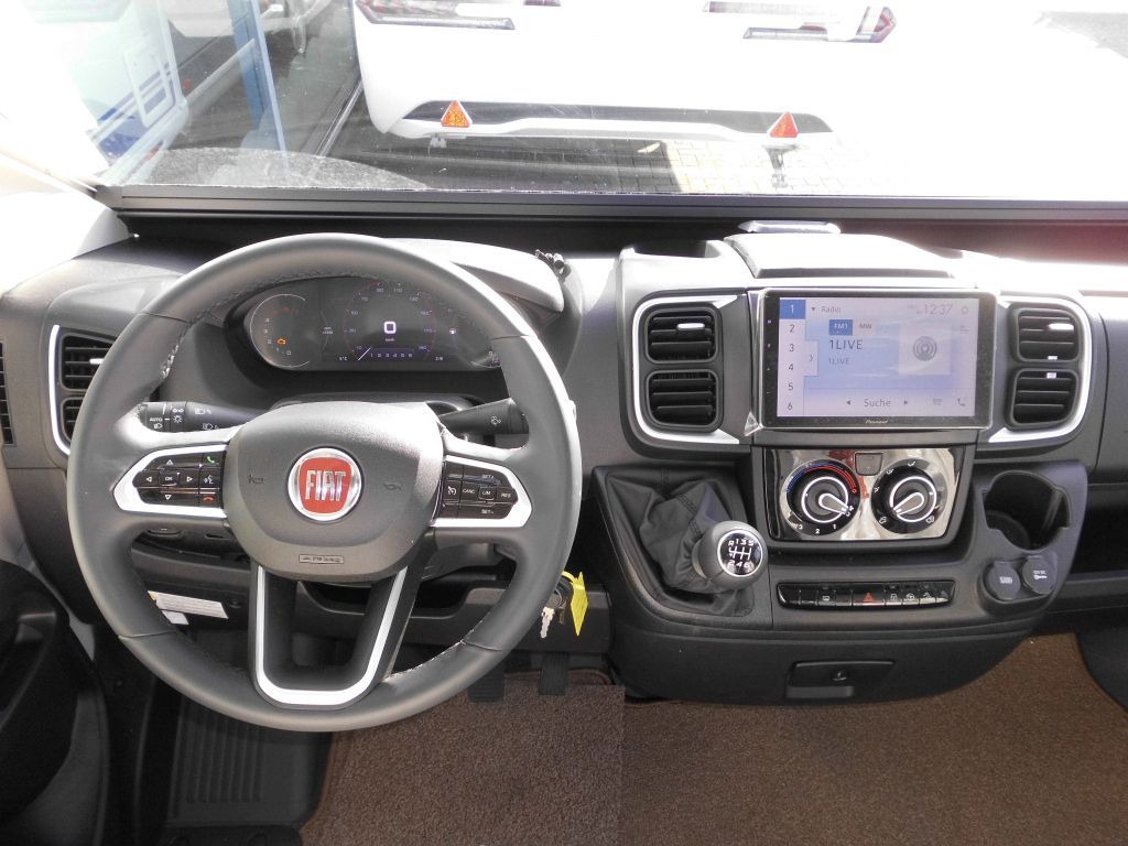 Solifer Emotion 620 DB Premium STARK REDUZIERT -17.300€ - Polointegrovaný obytný vůz: obrázek 4 Solifer Emotion 620 DB Premium STARK REDUZIERT -17.300€ - Polointegrovaný obytný vůz: obrázek 4