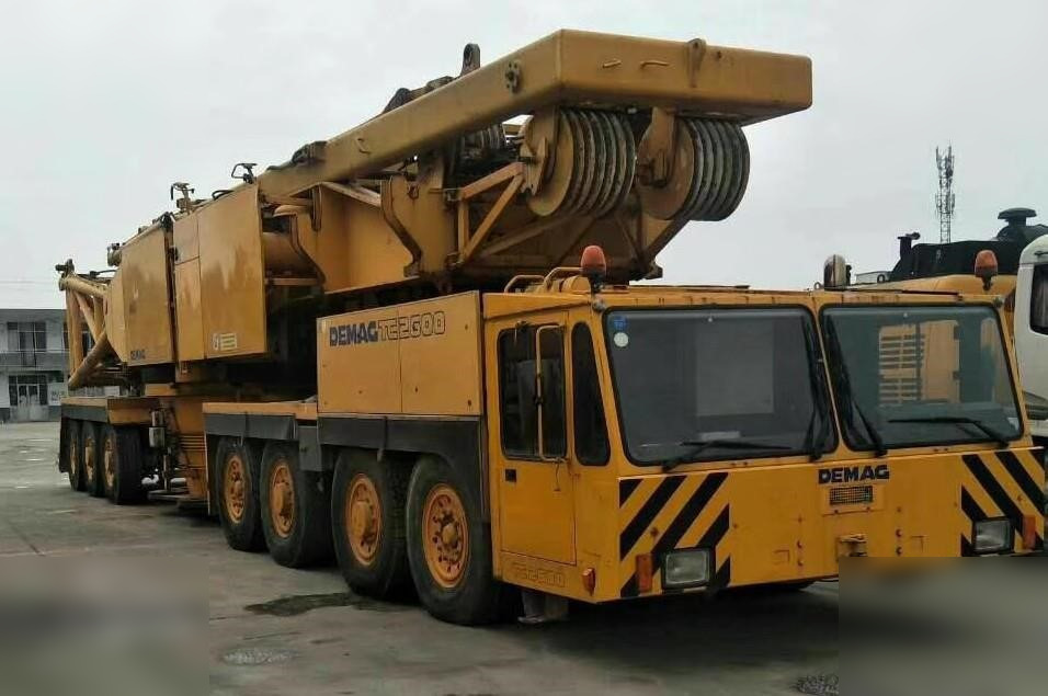1991 DEMAG TC 2600 - Samostavitelný jeřáb: obrázek 1 1991 DEMAG TC 2600 - Samostavitelný jeřáb: obrázek 1