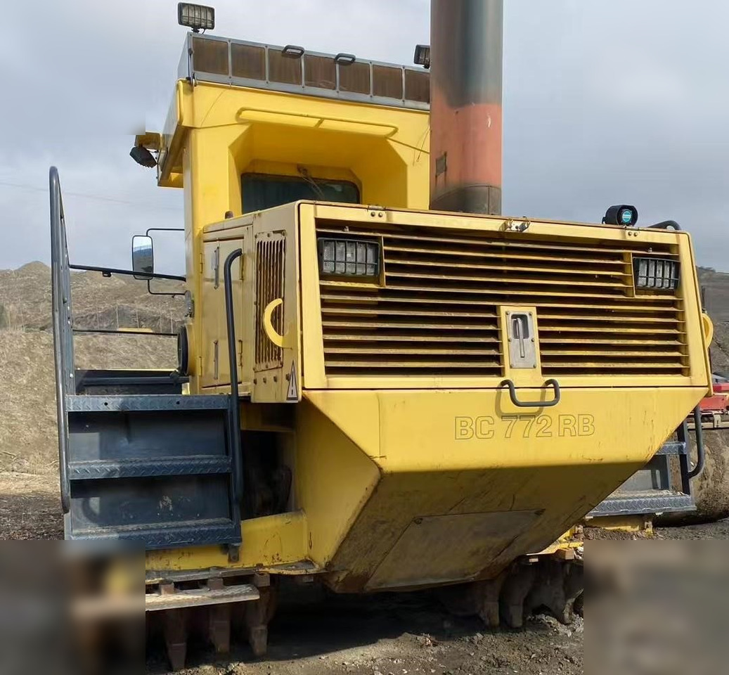 2003 BOMAG BC772RB - Kompaktor: obrázek 1 2003 BOMAG BC772RB - Kompaktor: obrázek 1