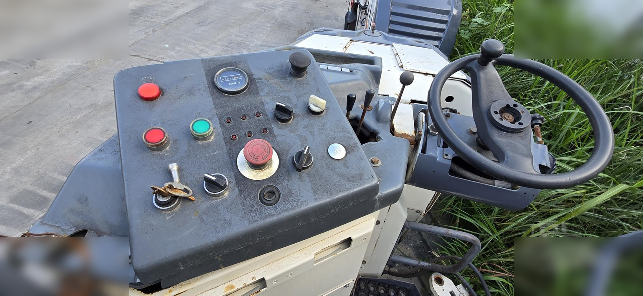 2005 WIRTGEN W35DC - Silniční fréza: obrázek 3 2005 WIRTGEN W35DC - Silniční fréza: obrázek 3