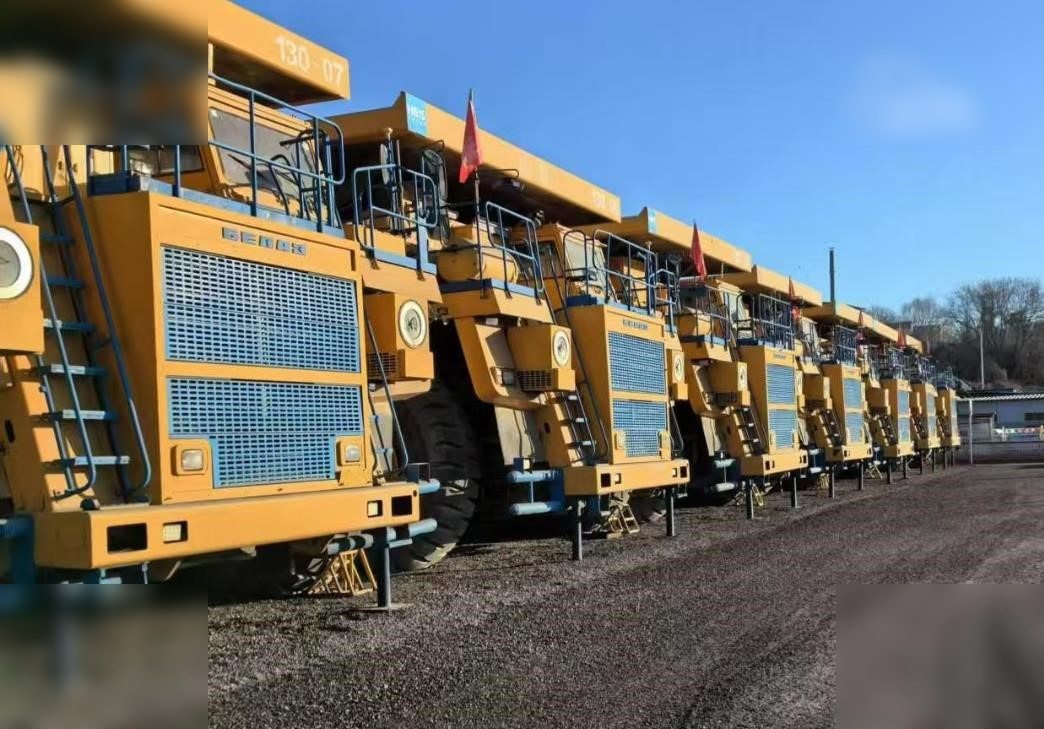 2009 BELAZ 75302 - Pevný dempr: obrázek 1 2009 BELAZ 75302 - Pevný dempr: obrázek 1