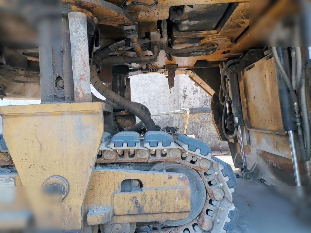 2011 CATERPILLAR PM-200 - Silniční fréza: obrázek 4 2011 CATERPILLAR PM-200 - Silniční fréza: obrázek 4